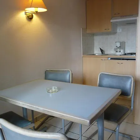 Couleurs Soleil, Juan Les Pins Апарт-готель