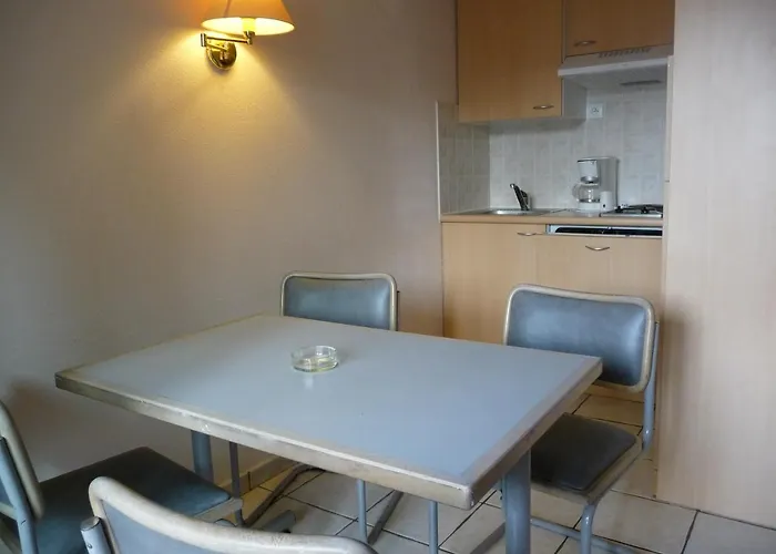 Couleurs Soleil, Juan Les Pins 公寓式酒店